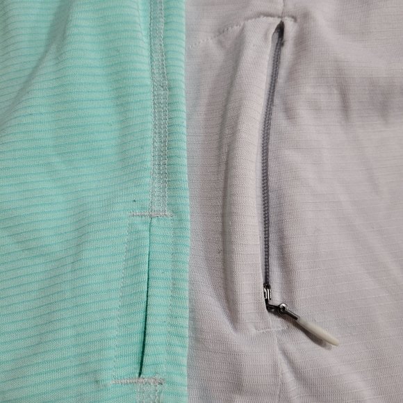 Under Armour Run Hoodie - Picture 4 of 4